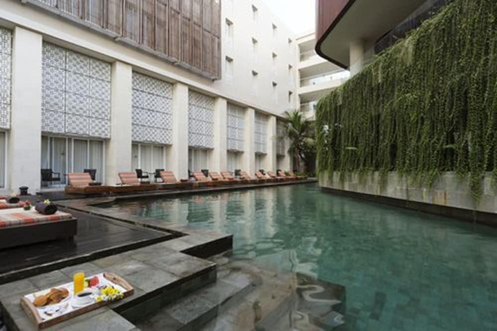 Bali Paragon Resort Hotel Jimbaran Esterno foto