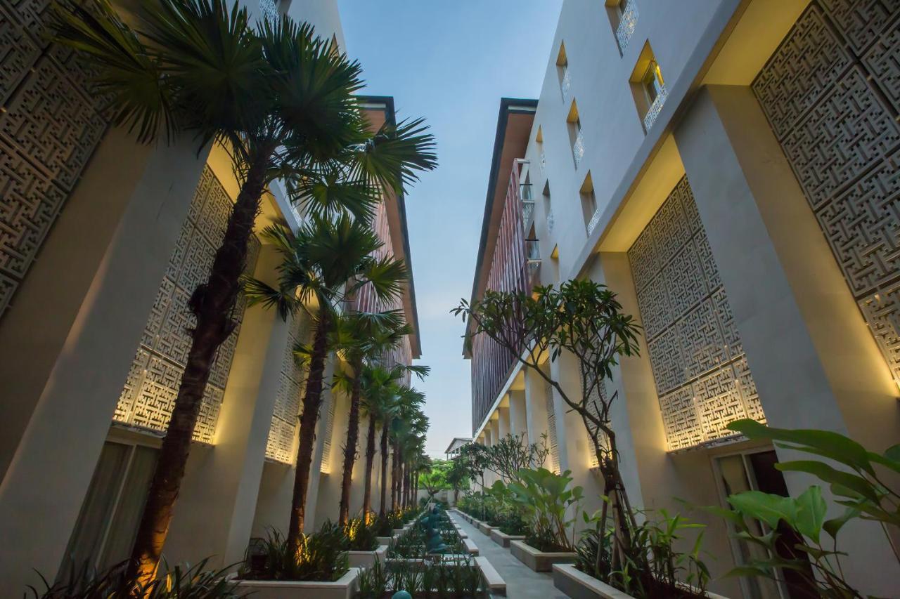 Bali Paragon Resort Hotel Jimbaran Esterno foto